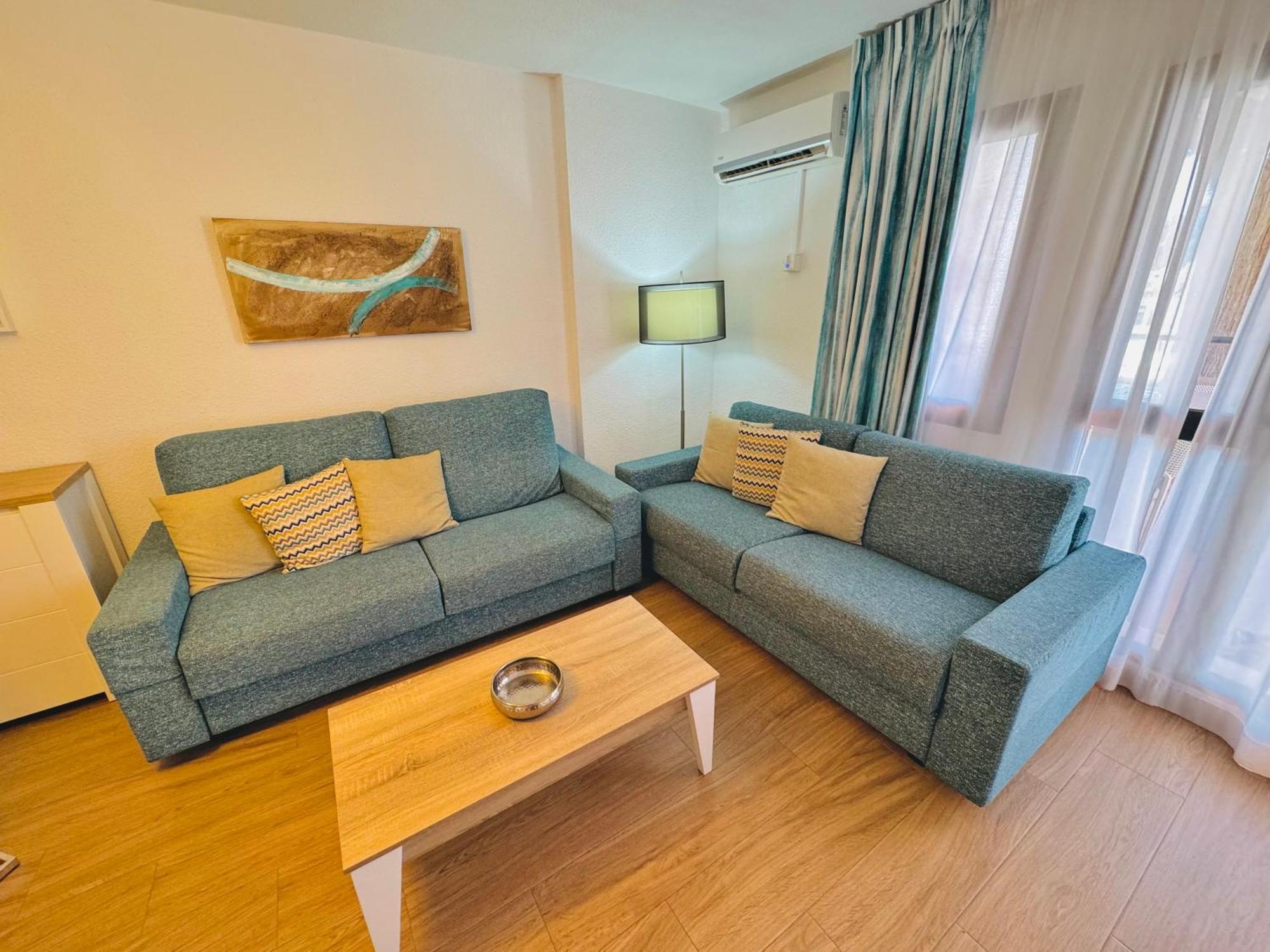 Pueblo Evita Premium Suites 베날마데나코스타 외부 사진
