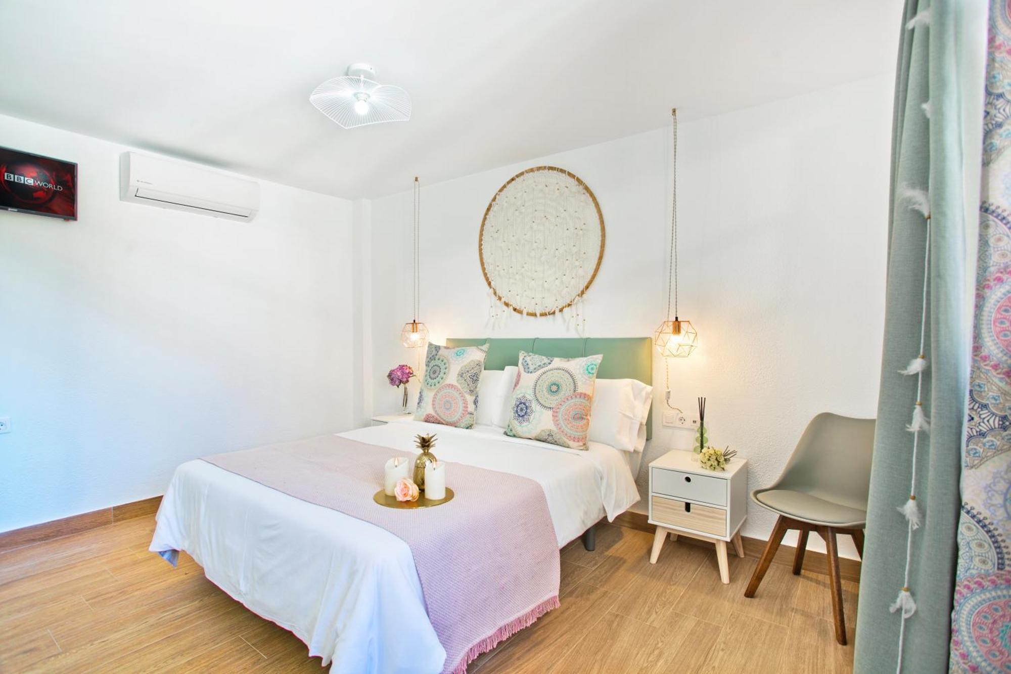 Pueblo Evita Premium Suites 베날마데나코스타 외부 사진