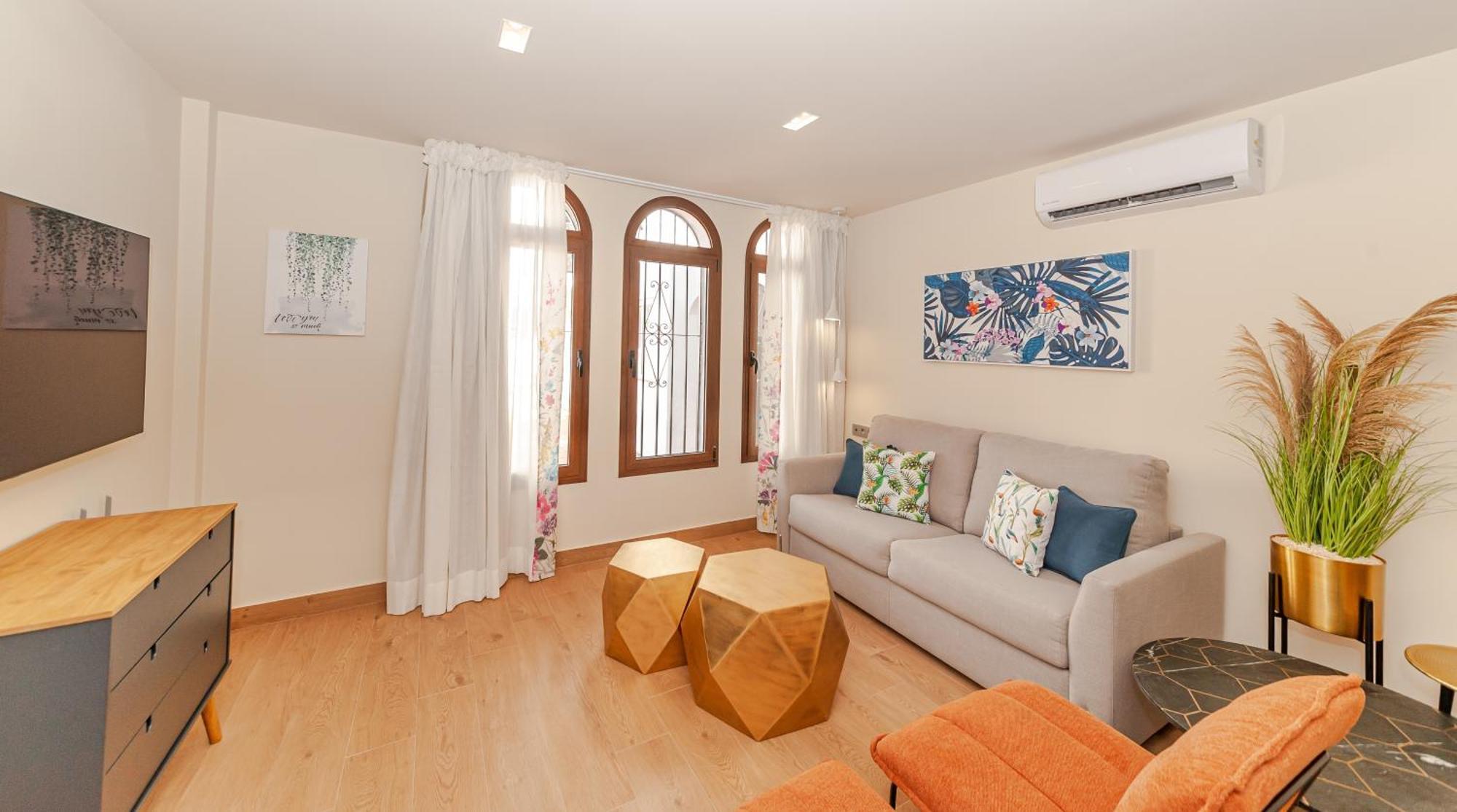 Pueblo Evita Premium Suites 베날마데나코스타 외부 사진