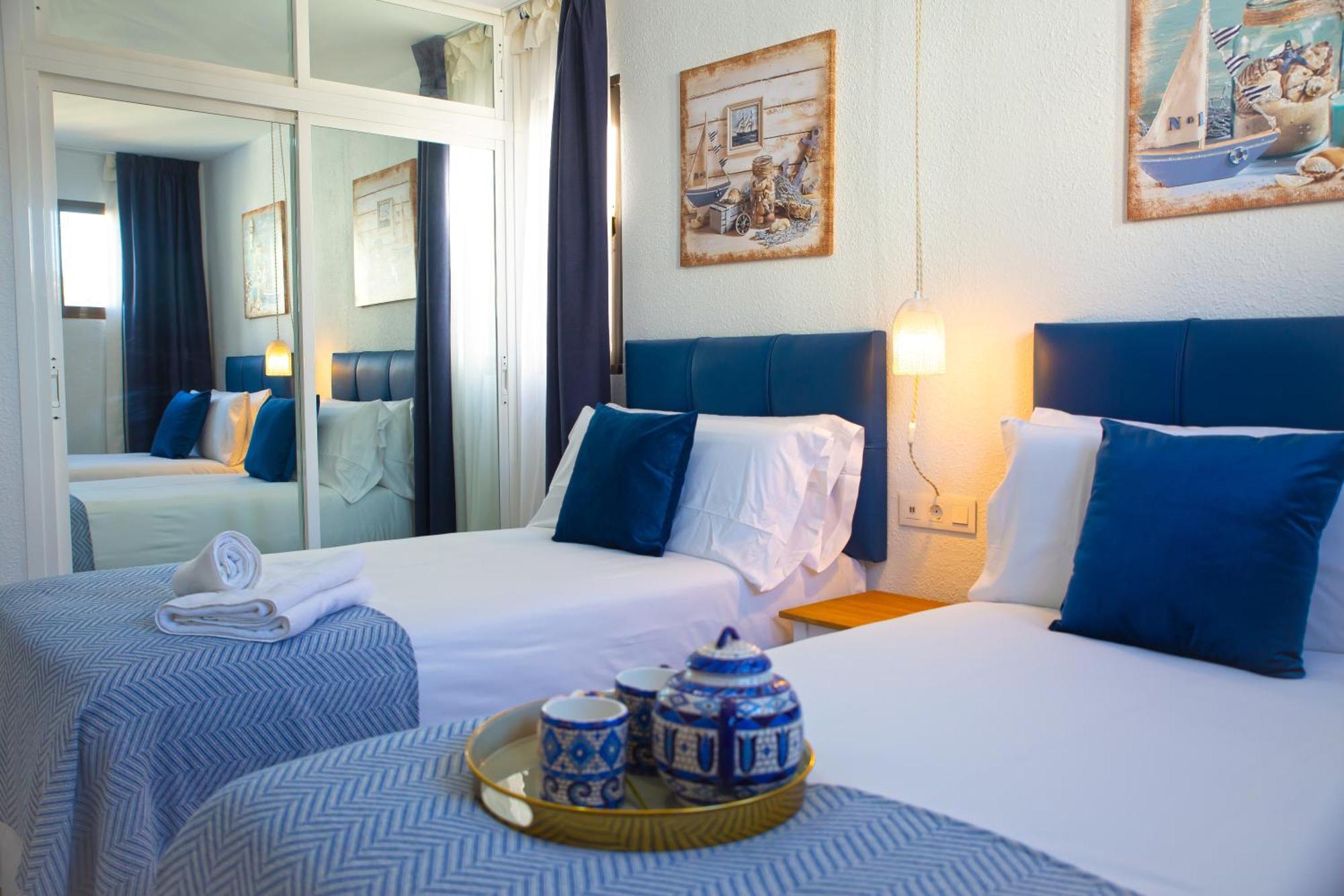 Pueblo Evita Premium Suites 베날마데나코스타 외부 사진